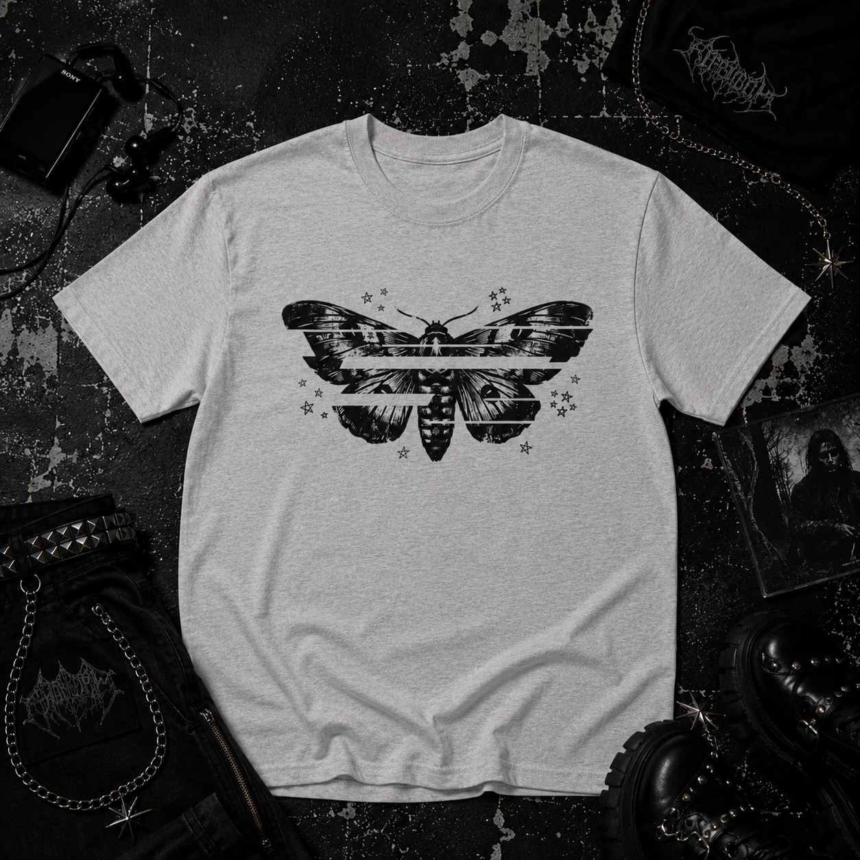 Moth tee
